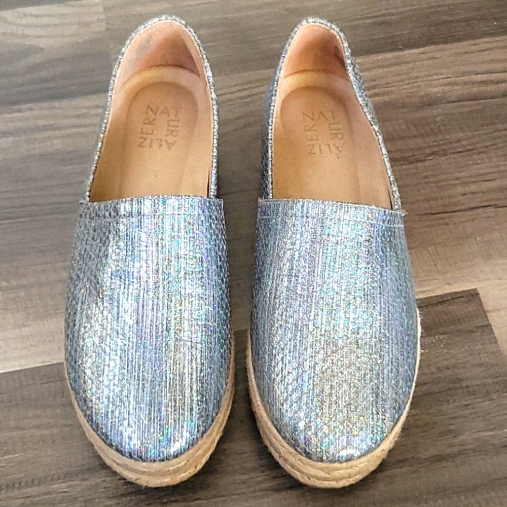 naturalizer slip on espadrilles